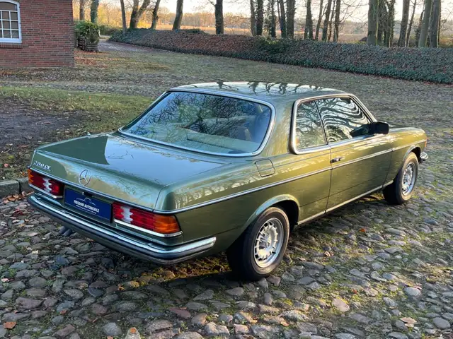 Mercedes-Benz 280 CE 123er Coupe mit Automatik