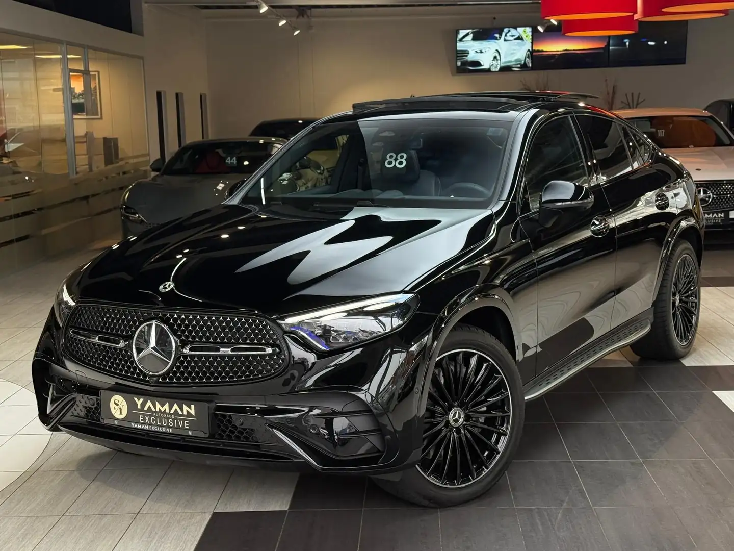 Mercedes-Benz GLC 220 d 4M Coupe AMG*Pano*360*Burm*Distr.*HuD* Schwarz - 1