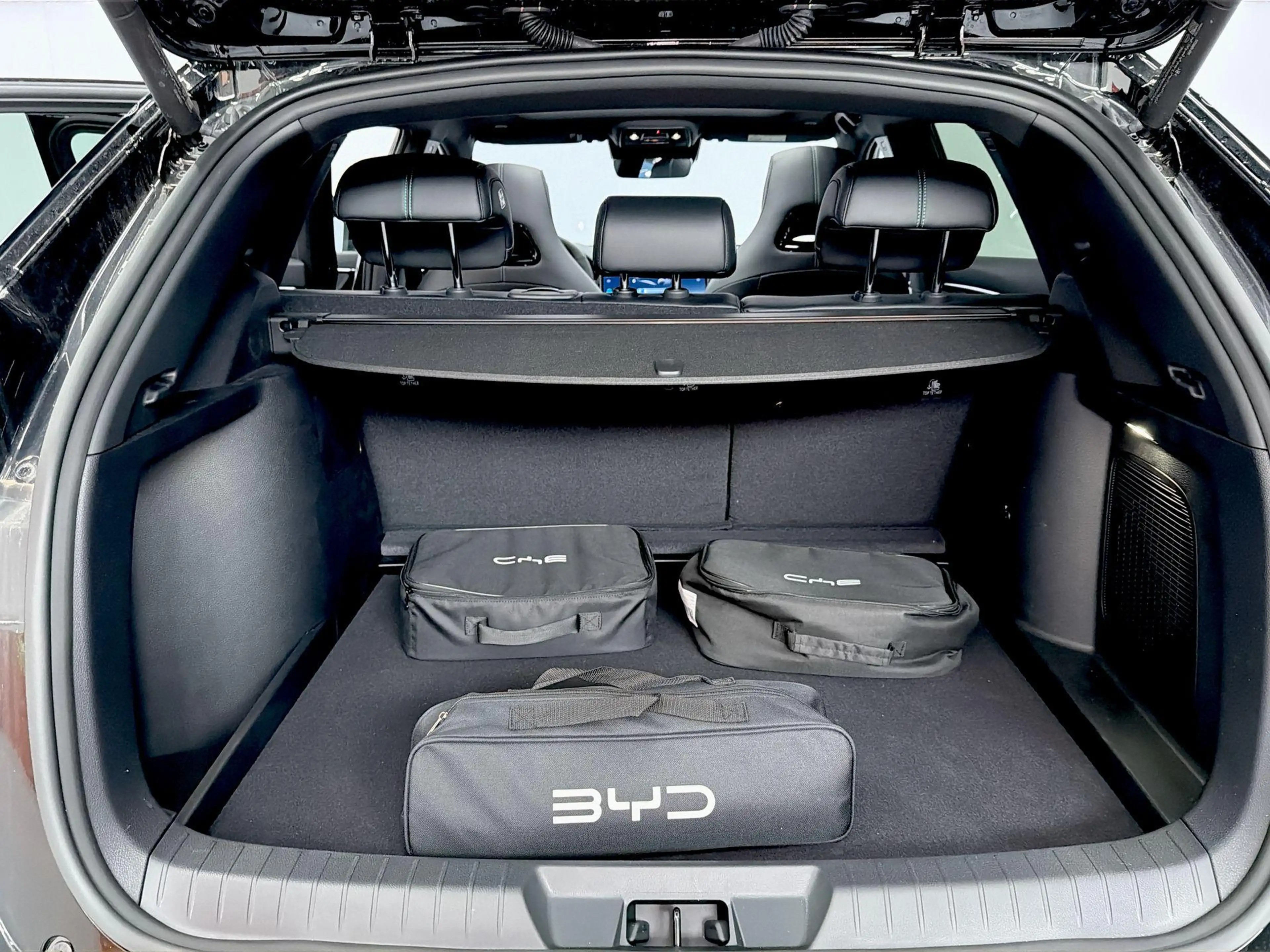 BYD Seal U PHEV DM-I Boost – Praktisch en representatief in h — photo 12