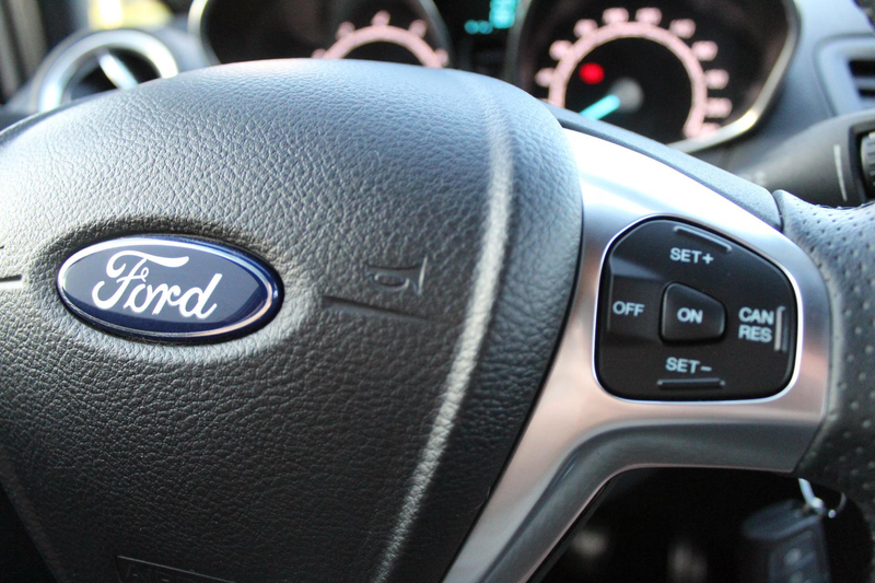 Ford Fiesta 1.0 EcoBoost ST Line/17 inch/Climat — photo 15