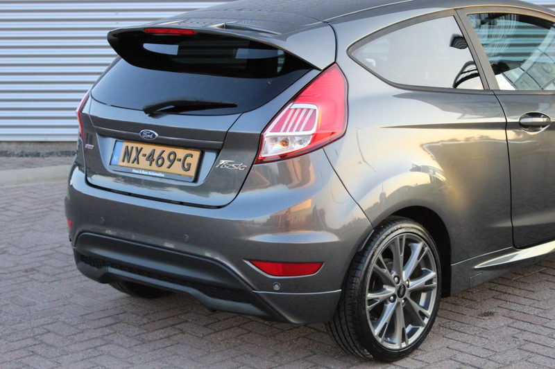 Ford Fiesta 1.0 EcoBoost ST Line/17 inch/Climat — photo 10