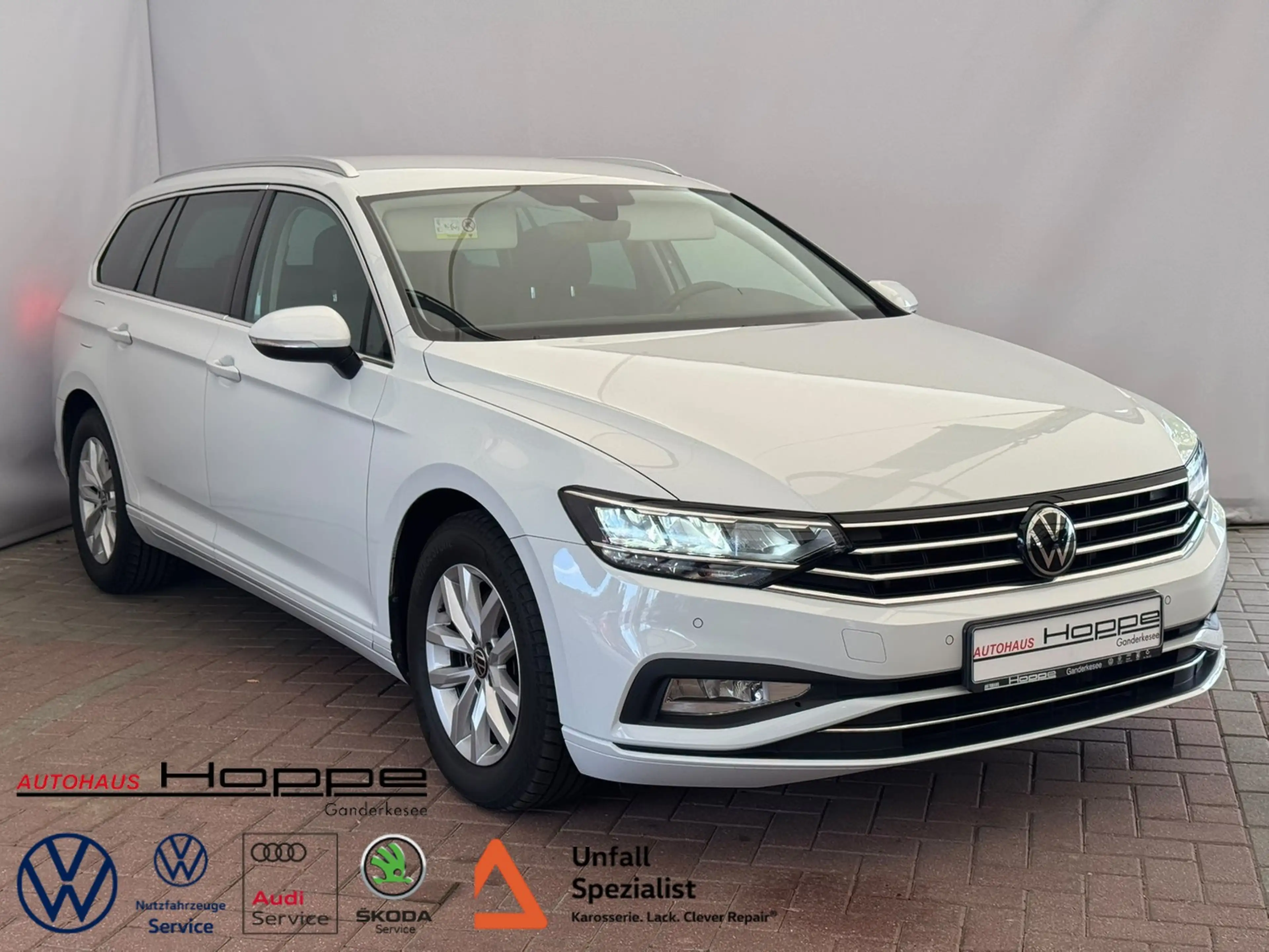 Volkswagen Passat Variant Business 2.0TDI DSG+AHK+KAMERA+NAVI+ACC+KLIMA