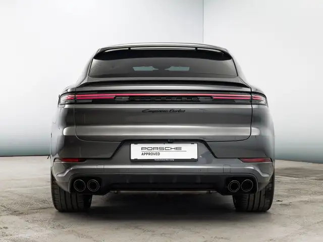 Porsche Cayenne view 8