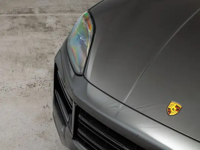 Porsche Cayenne view 4