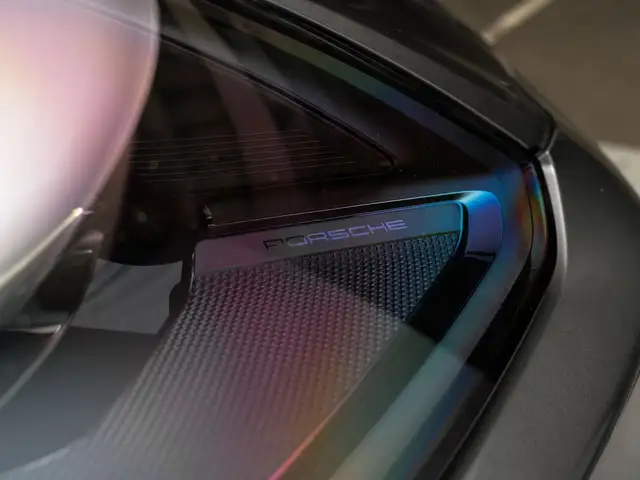 Porsche Cayenne view 6