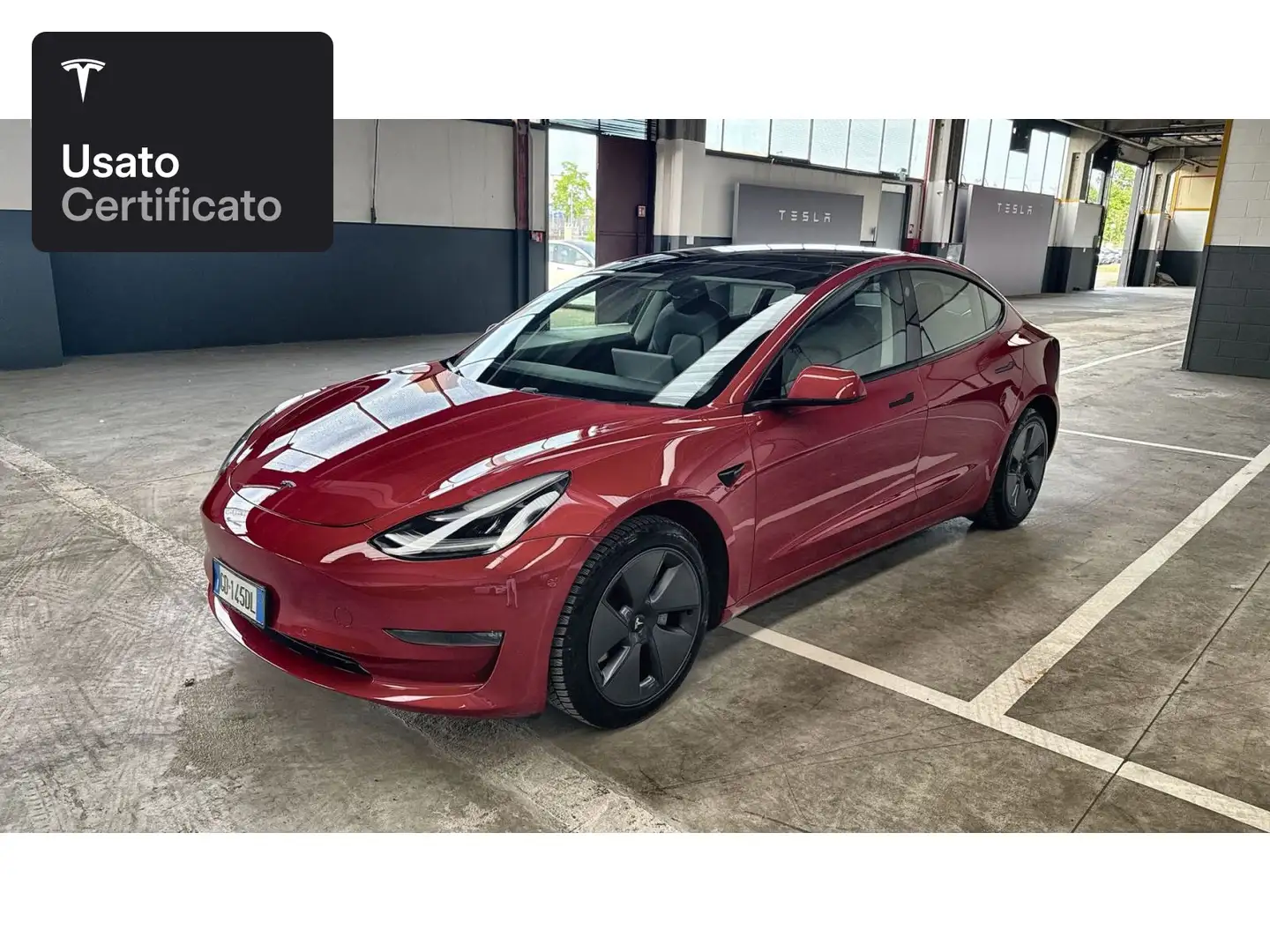 Tesla Model 3 Long Range AWD Rood - 1