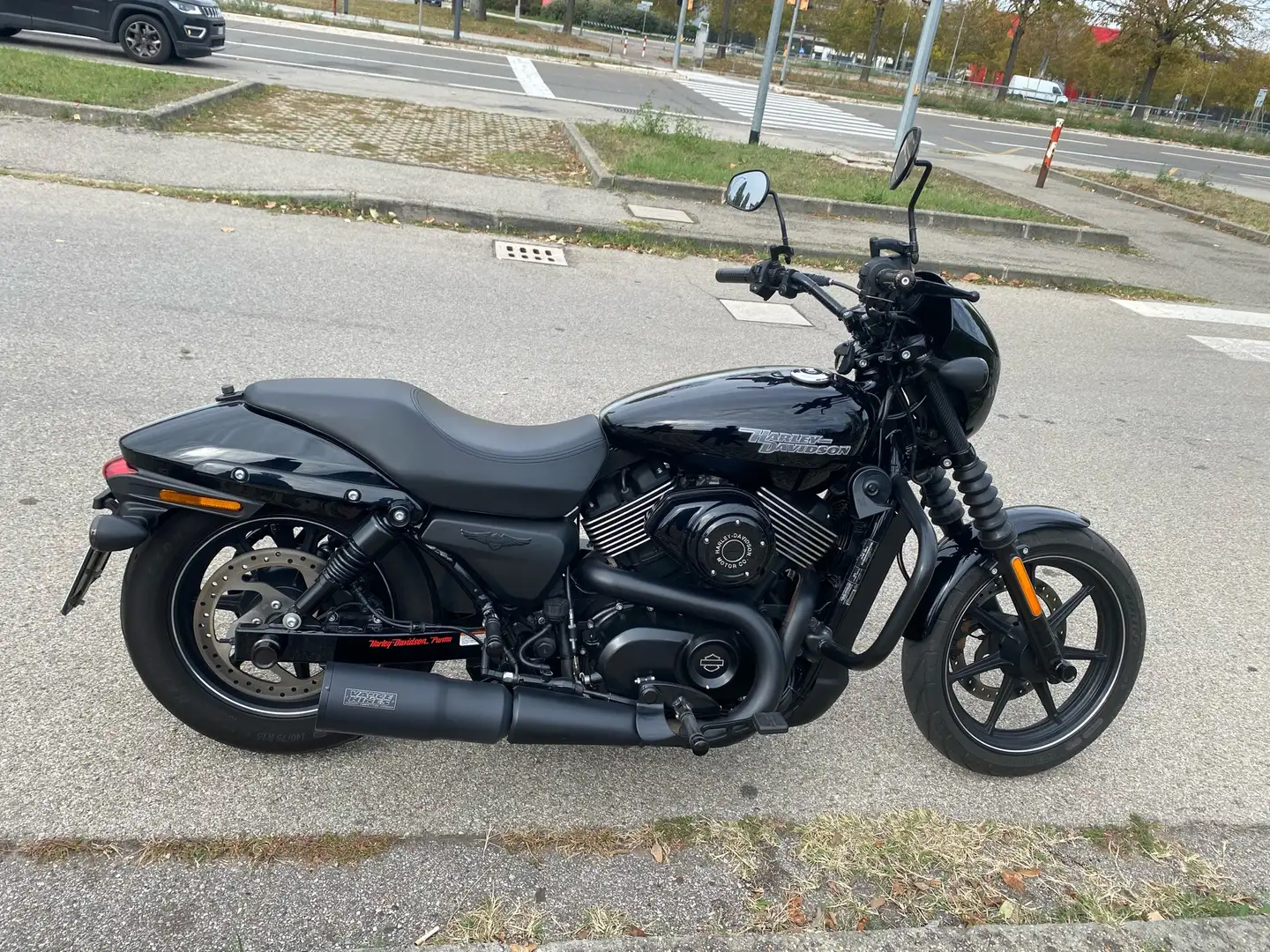 Harley-Davidson Street Rod Negru - 1