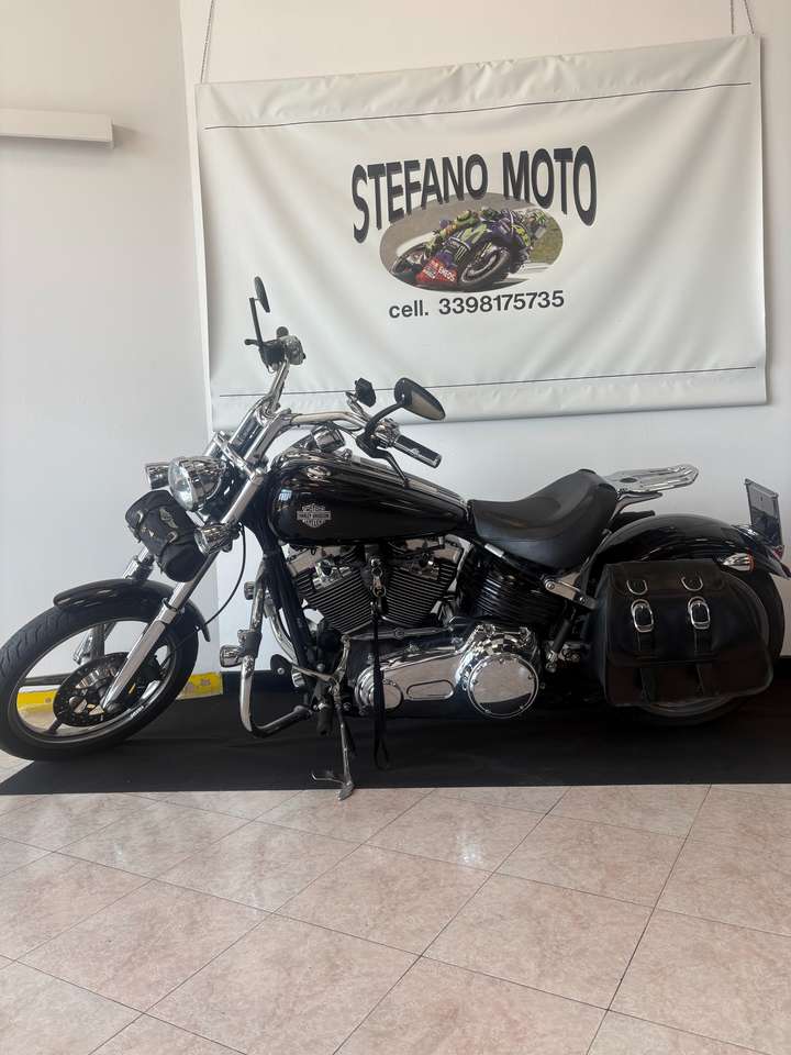 Harley-Davidson Softail SOFTAIL ROCKER 1584cc