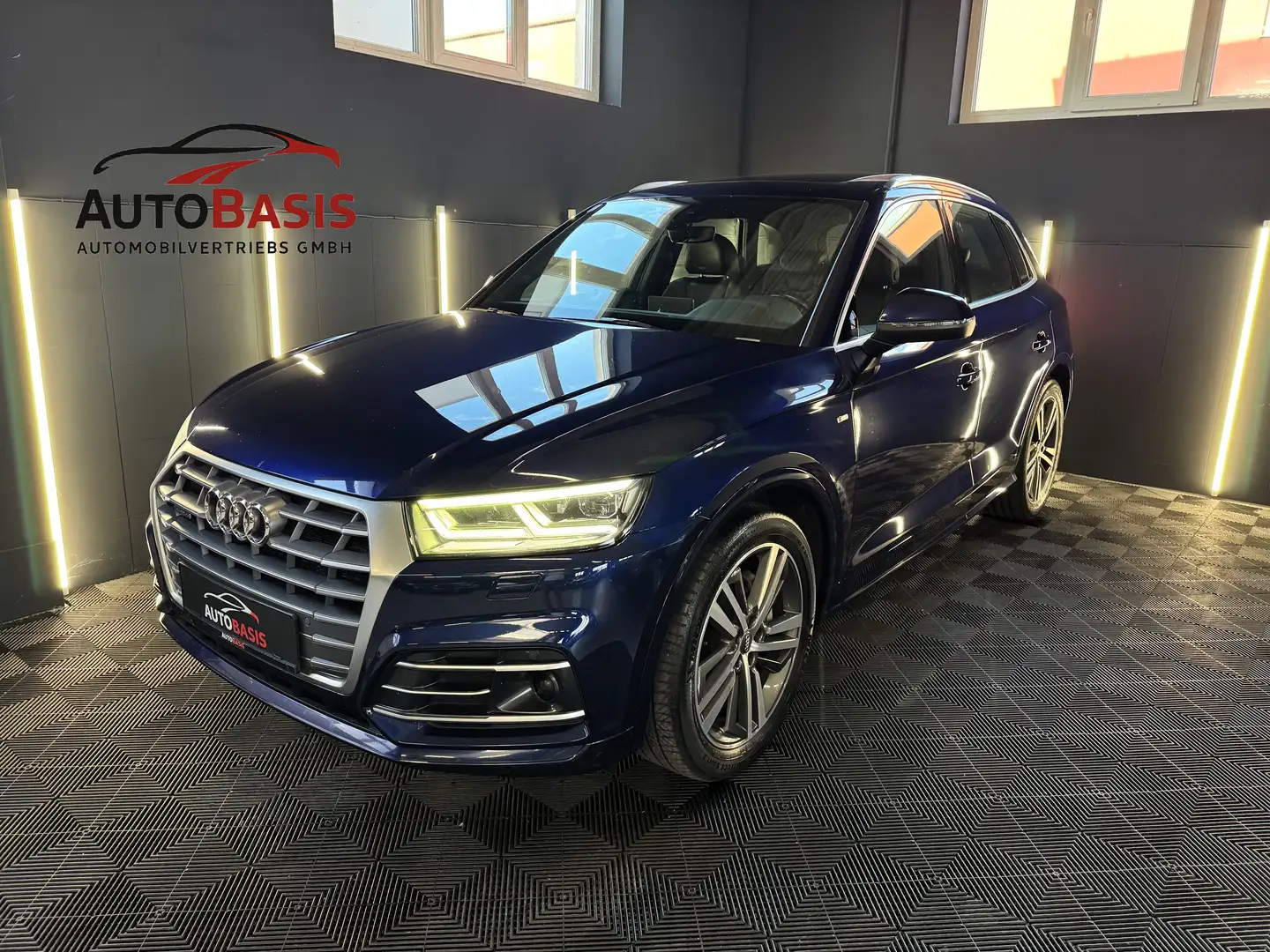 Audi Q5 quattro sport S-Line/Nappa/Panorama/Led/ACC/SHZ Blau - 1