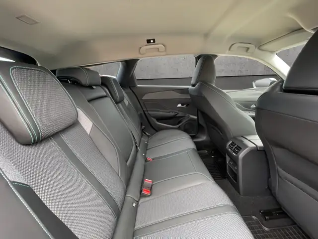 Peugeot 308 view 14