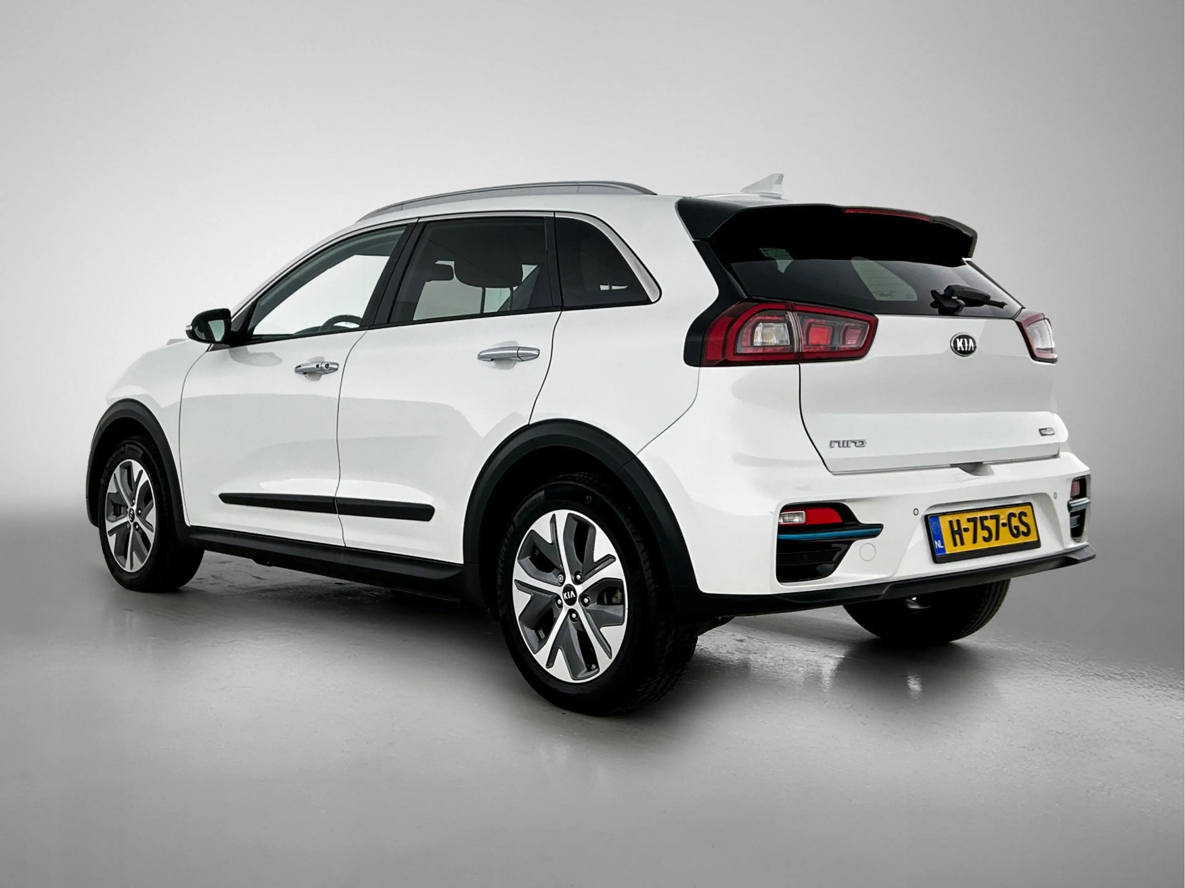 Kia e-Niro ExecutiveLine 64 kWh | JBL | Stoelkoeling | 1e eig — photo 14