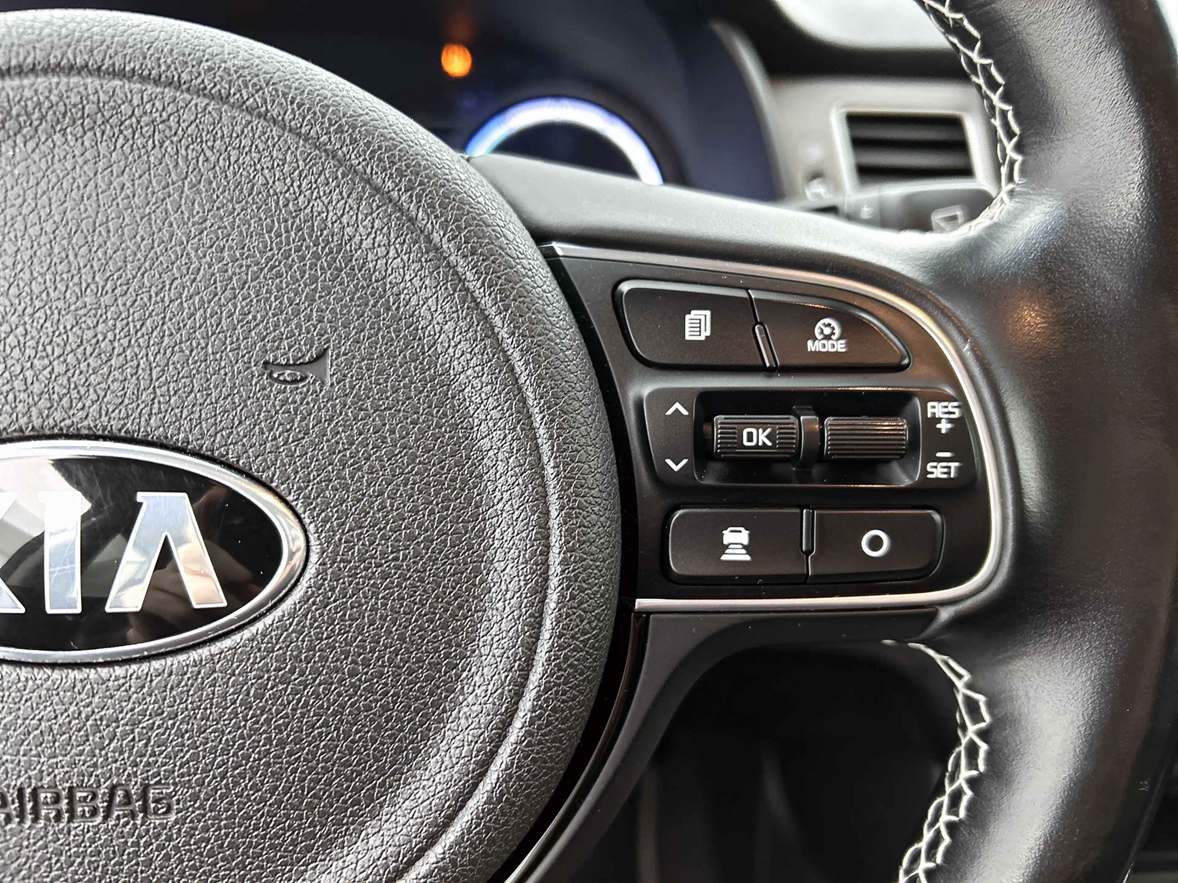 Kia e-Niro ExecutiveLine 64 kWh | JBL | Stoelkoeling | 1e eig — photo 15