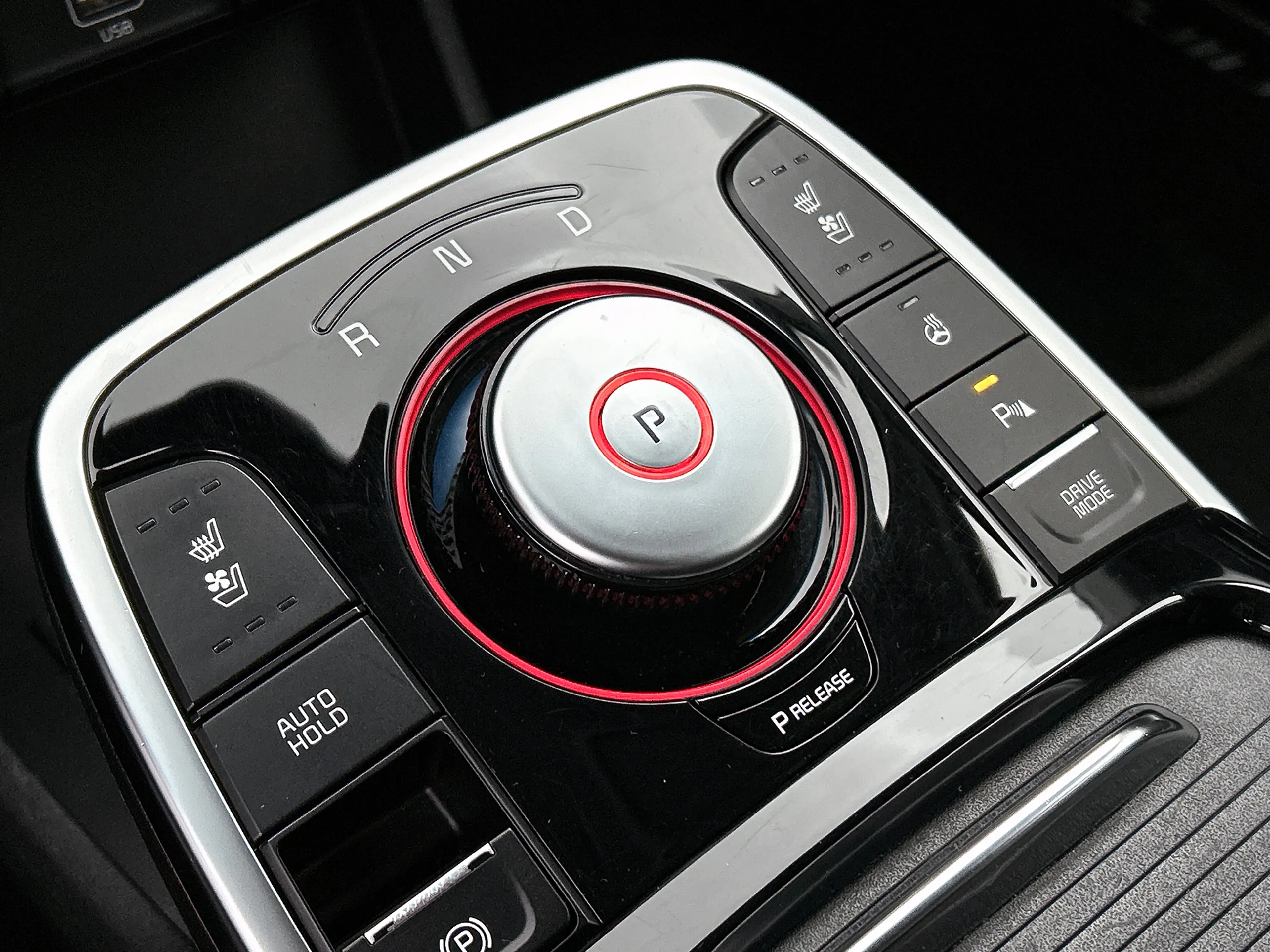 Kia e-Niro ExecutiveLine 64 kWh | JBL | Stoelkoeling | 1e eig — photo 11
