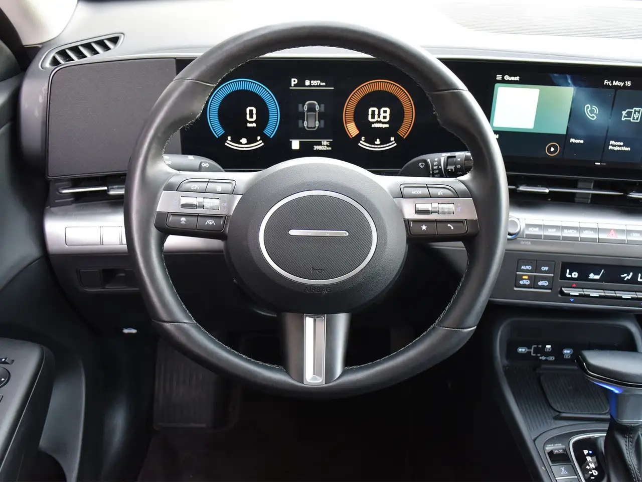 Hyundai KONA снимка Hyundai KONA