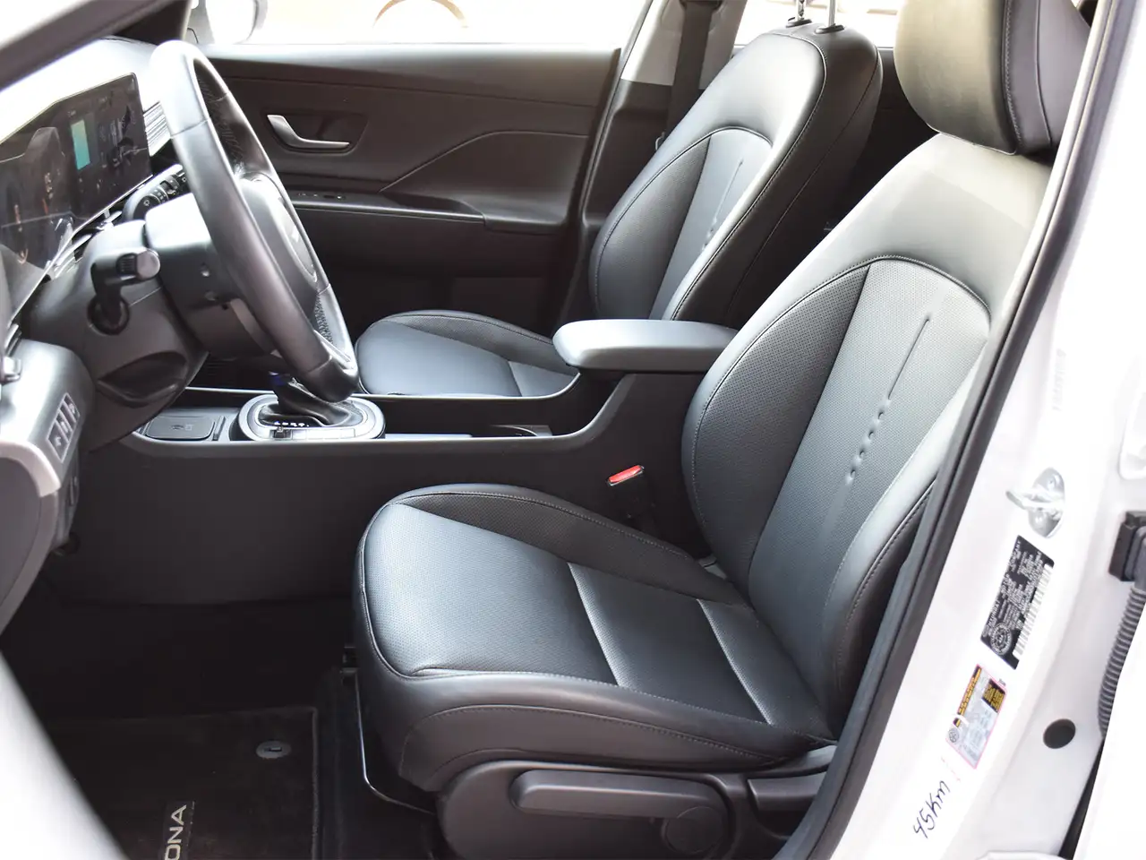 Hyundai KONA снимка Hyundai KONA