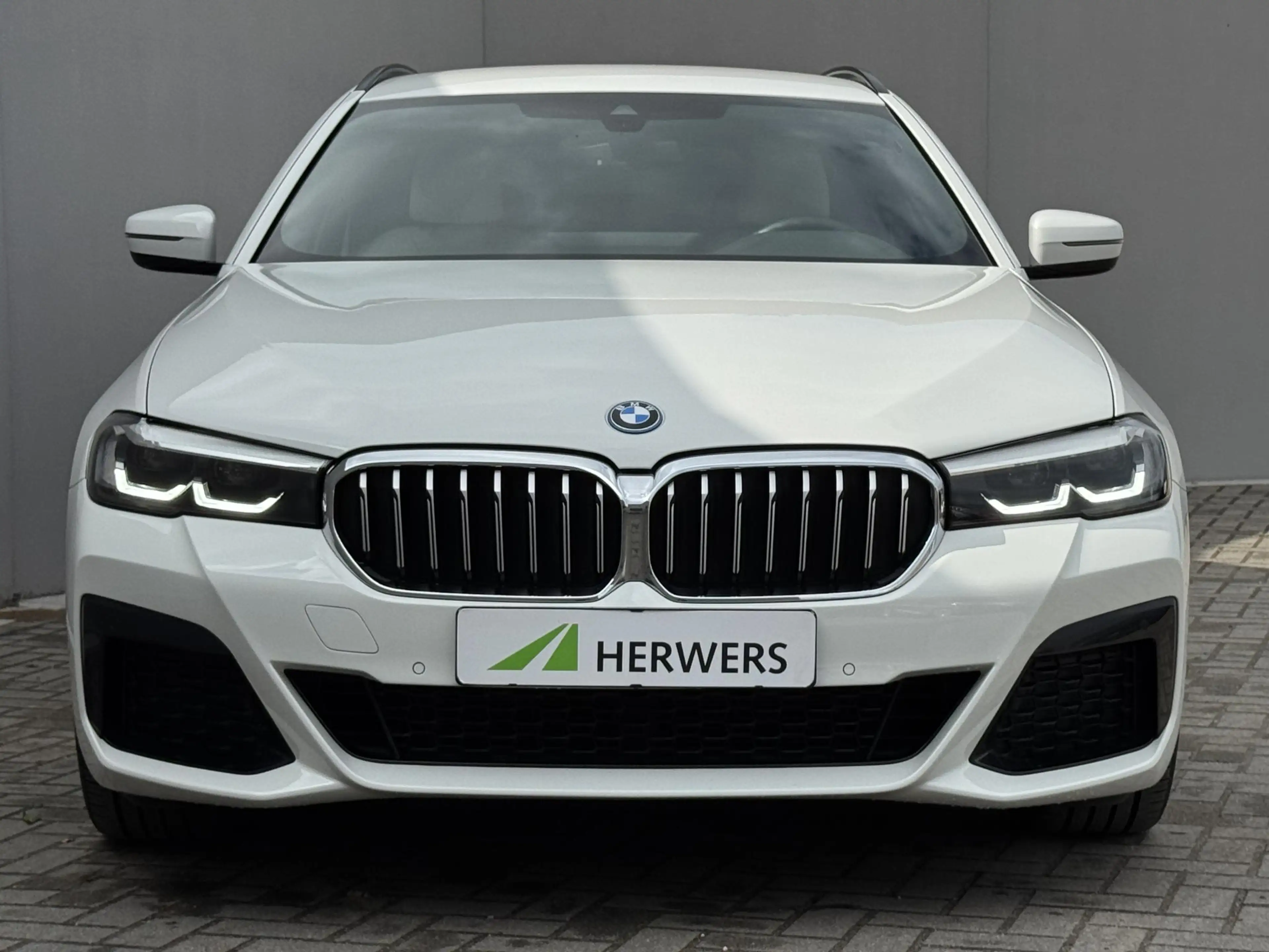 BMW 530 5-serie Touring 530e High Executive INDIVIDUAL / D — photo 27