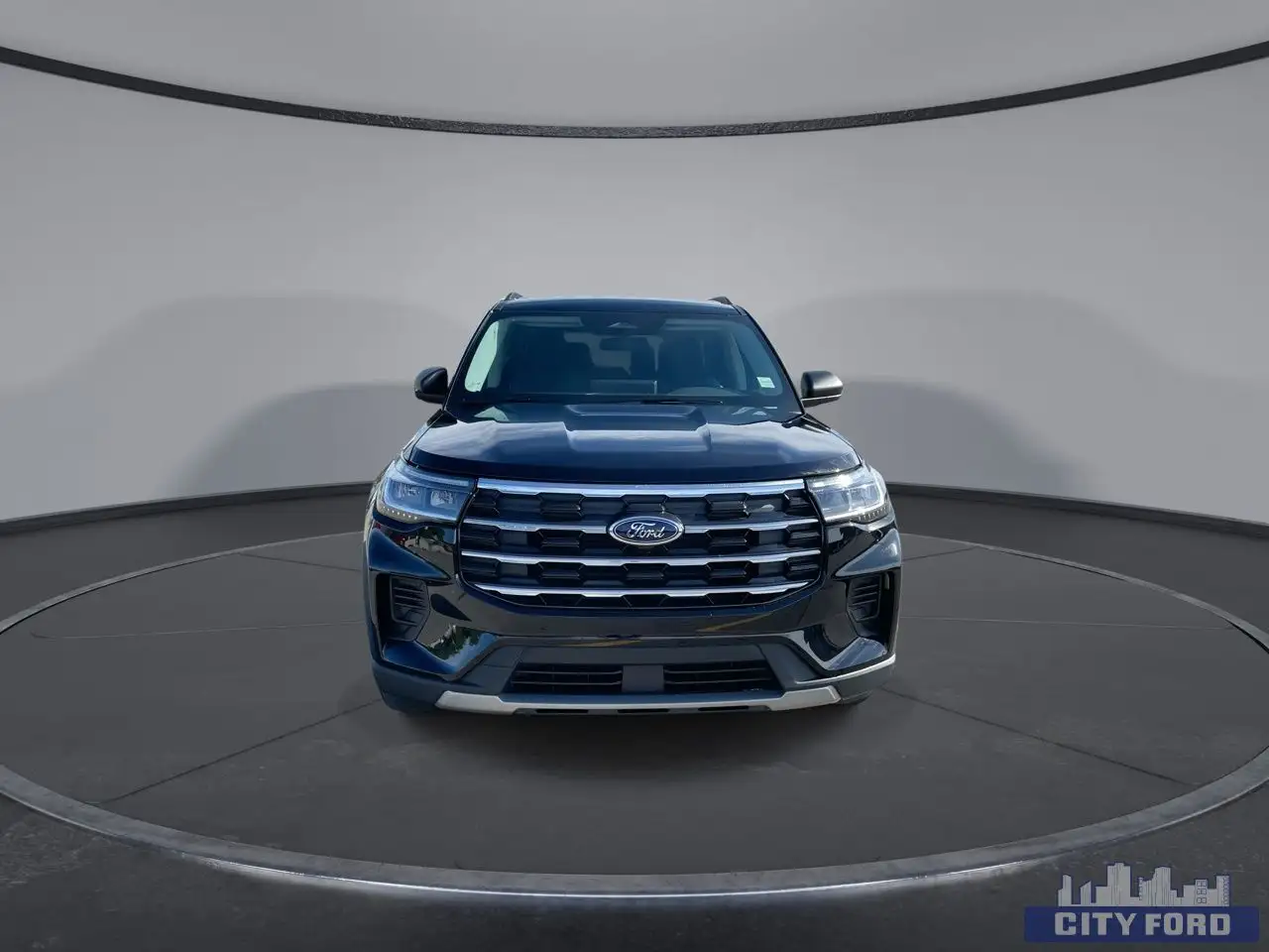 Ford Explorer снимка Ford Explorer