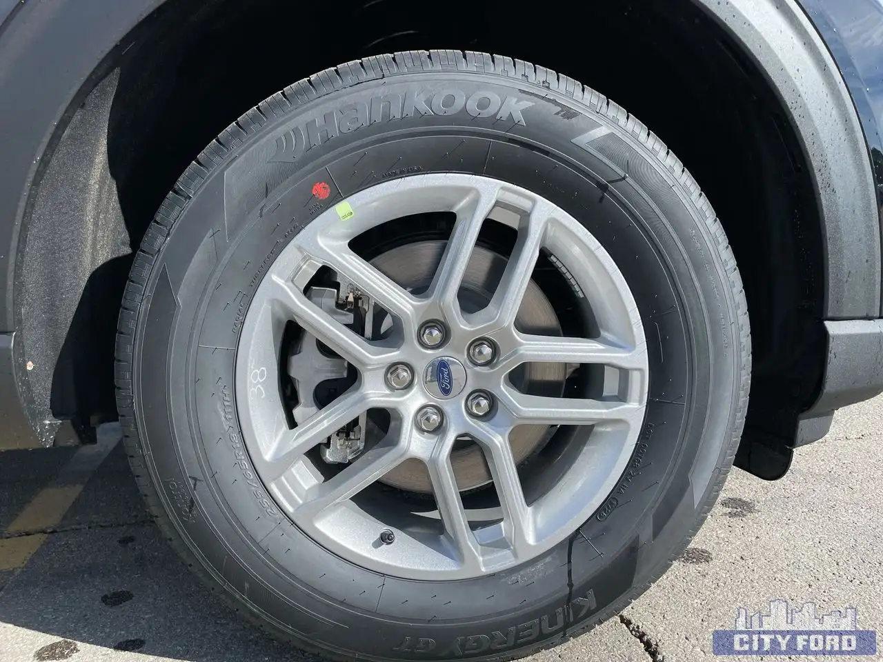 Ford Explorer снимка Ford Explorer