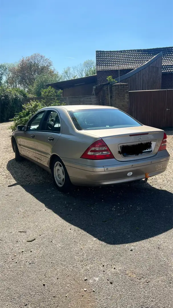 Mercedes-Benz C 180 Classic - 1