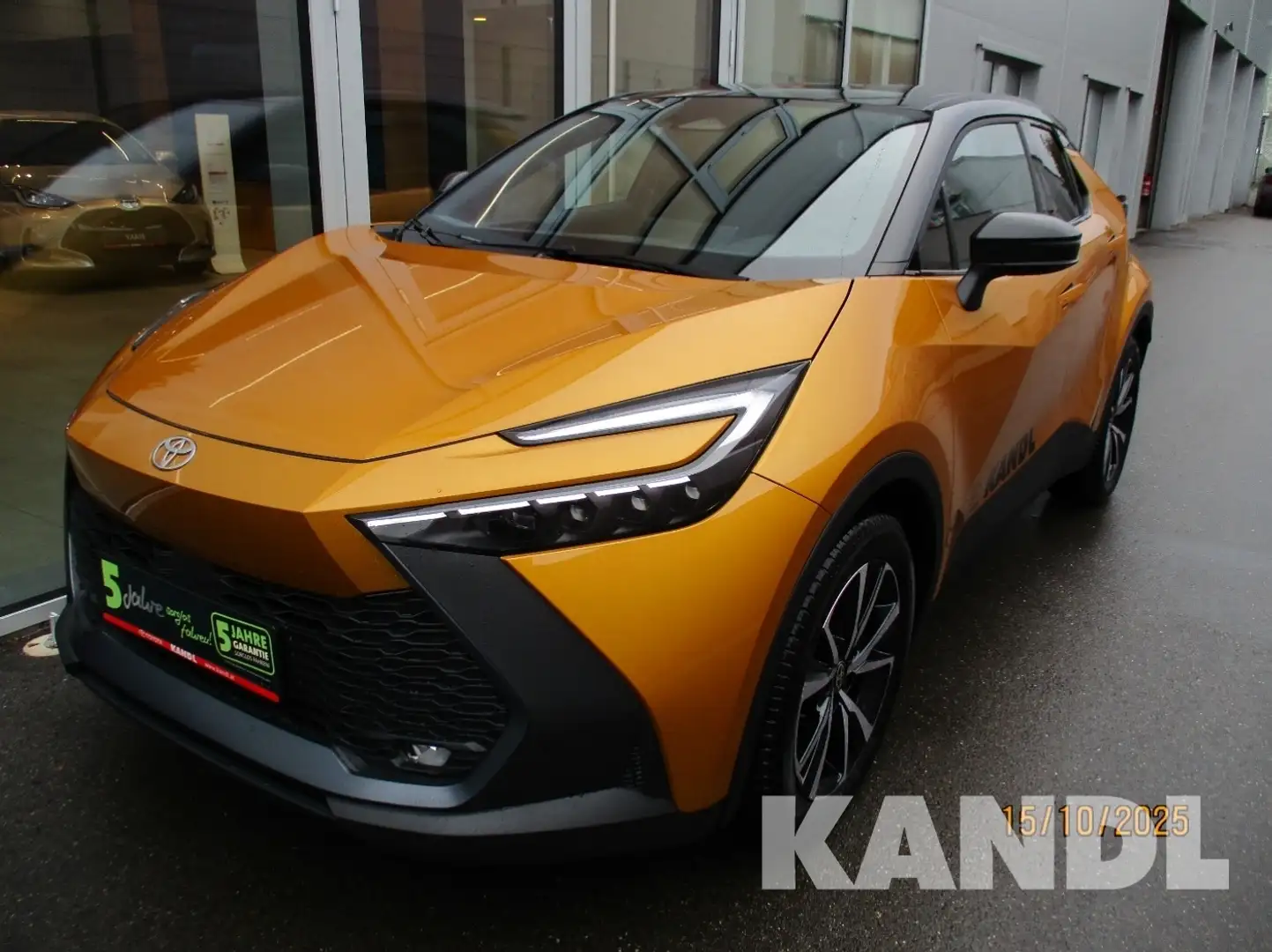 Toyota C-HR 2.0 Plug-In Hybrid E-CVT Active Drive ACC Gelb - 1