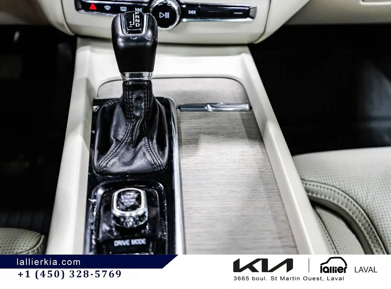 Volvo XC60 снимка Volvo XC60