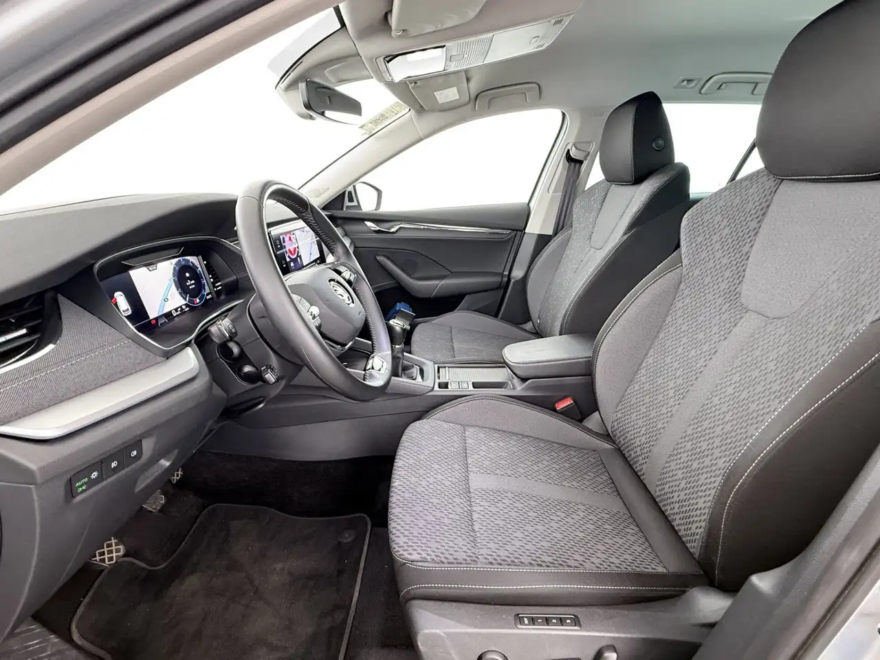 Skoda Octavia Combi 2.0 TDI Style LED STANDHZG HEAD-UP, миниатюра 17