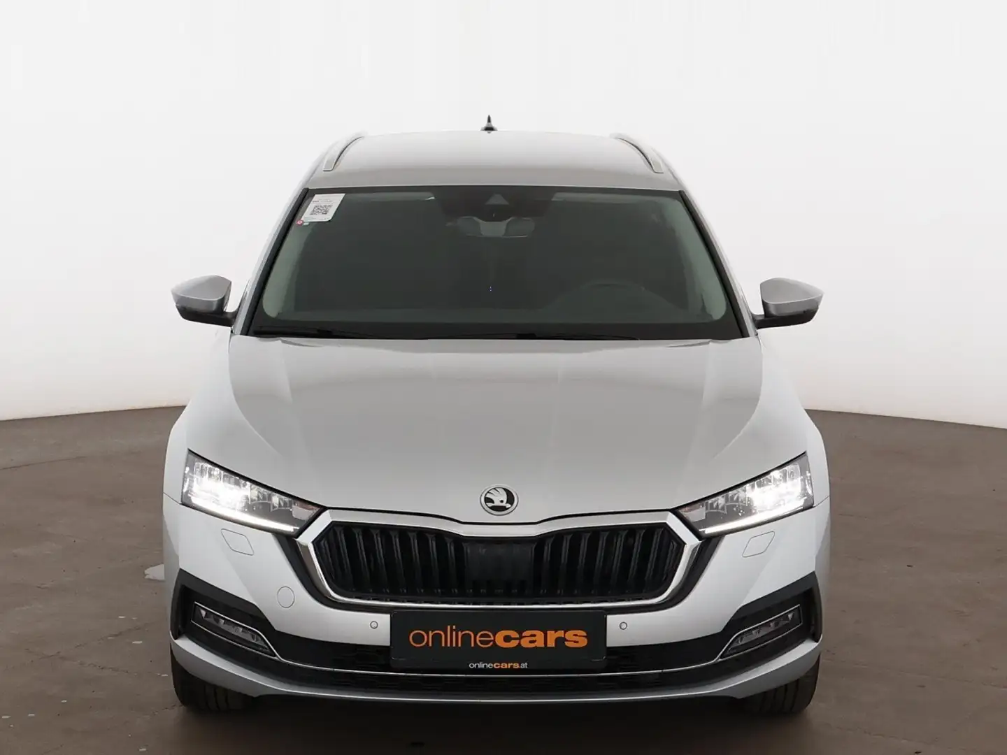 Skoda Octavia Combi 2.0 TDI Style LED STANDHZG HEAD-UP Silber - 2