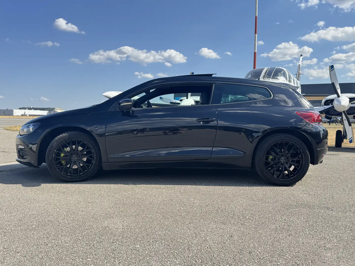 Volkswagen Scirocco 2,0 Sky Edition BMT TDI DPF - 2
