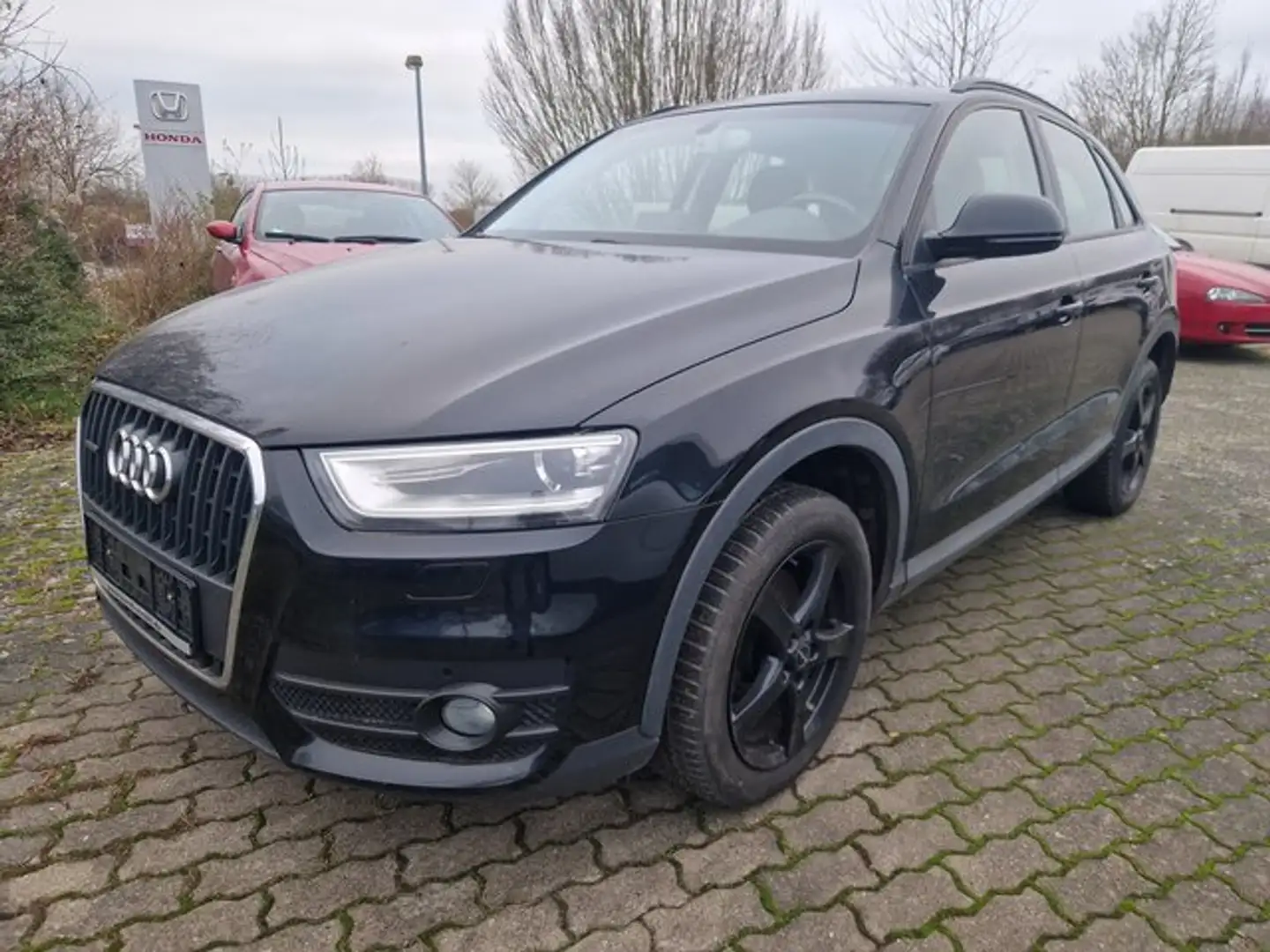 Audi Q3 2.0 TDI quattro AHZ, Kupplung Neu Schwarz - 1