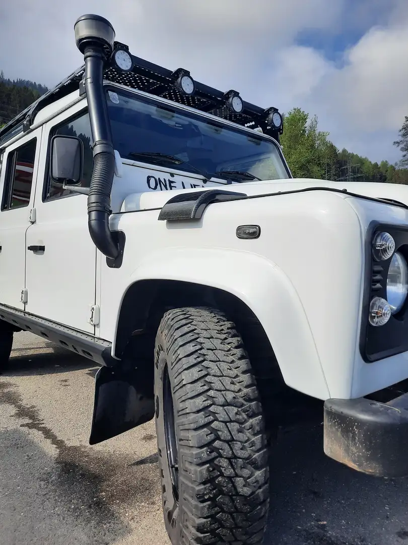 Land Rover Defender Weiß - 2