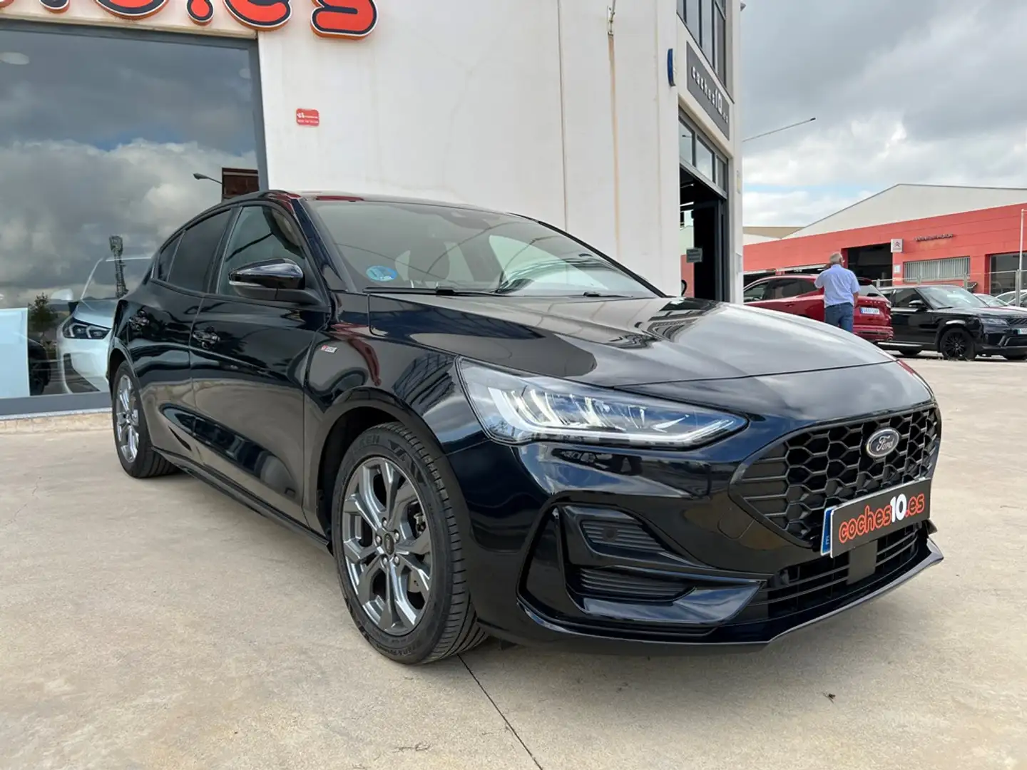 Ford Focus 1.0 Ecoboost MHEV ST-Line 155 Gris - 2