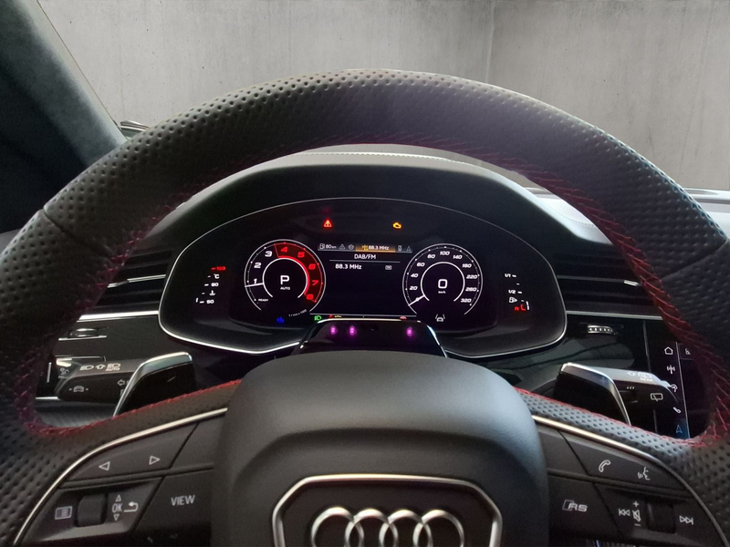 Audi RS Q8 SUV performance 471 kW tiptro nic — photo 12