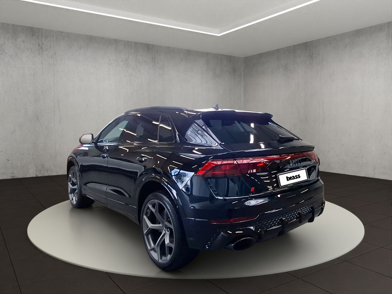 Audi RS Q8 SUV performance 471 kW tiptro nic — photo 4