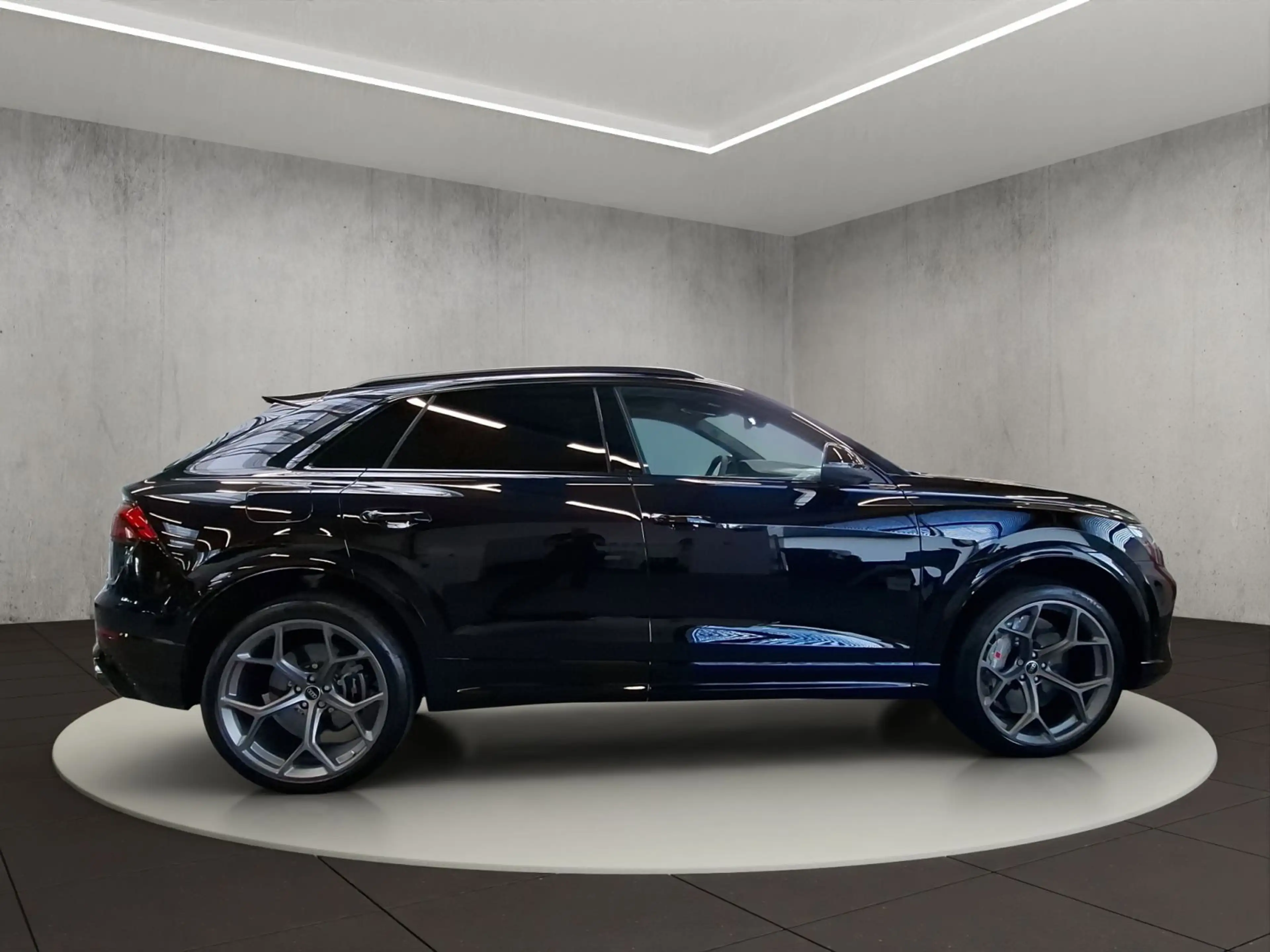 Audi RS Q8 SUV performance 471 kW tiptro nic — photo 7