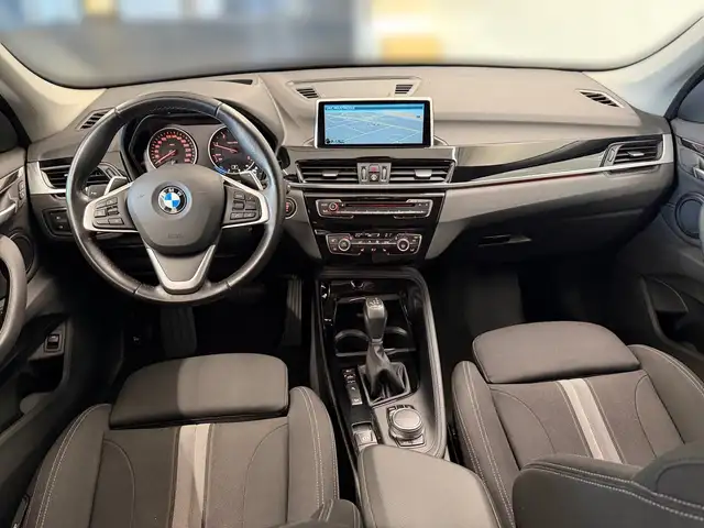 BMW X1 view 8