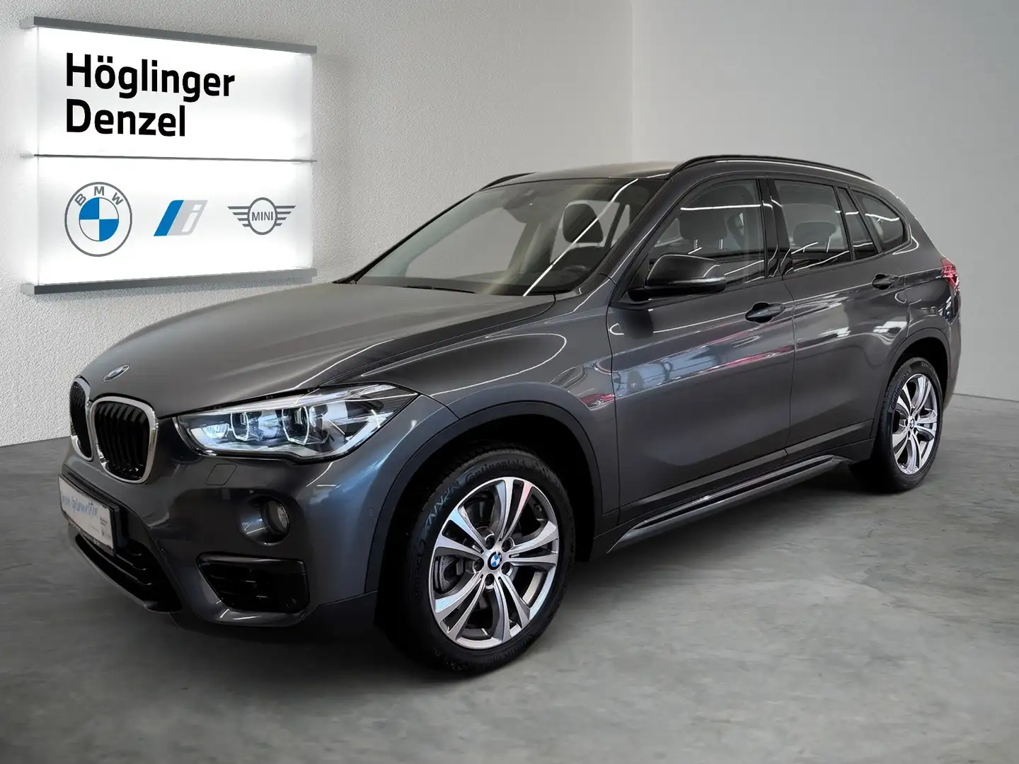 BMW X1 xDrive20d Grau - 2