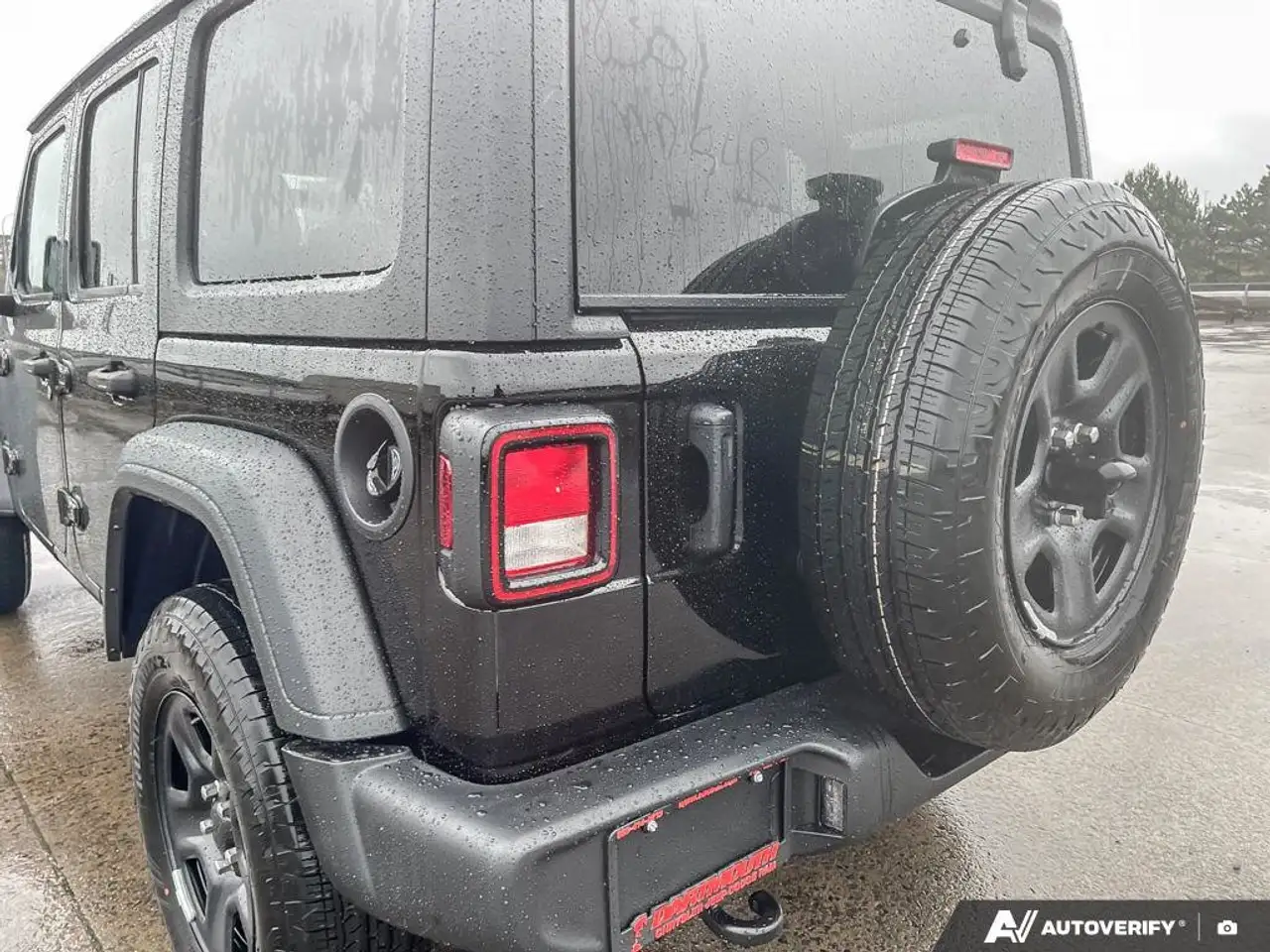 Jeep Wrangler снимка Jeep Wrangler