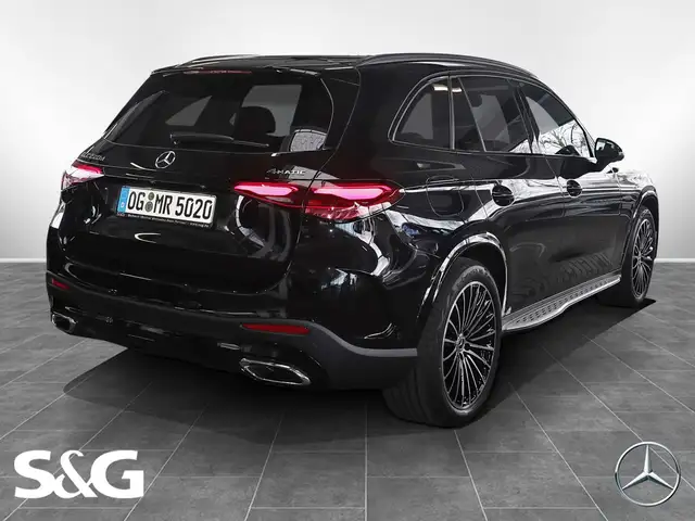 Mercedes-Benz GLC view 2