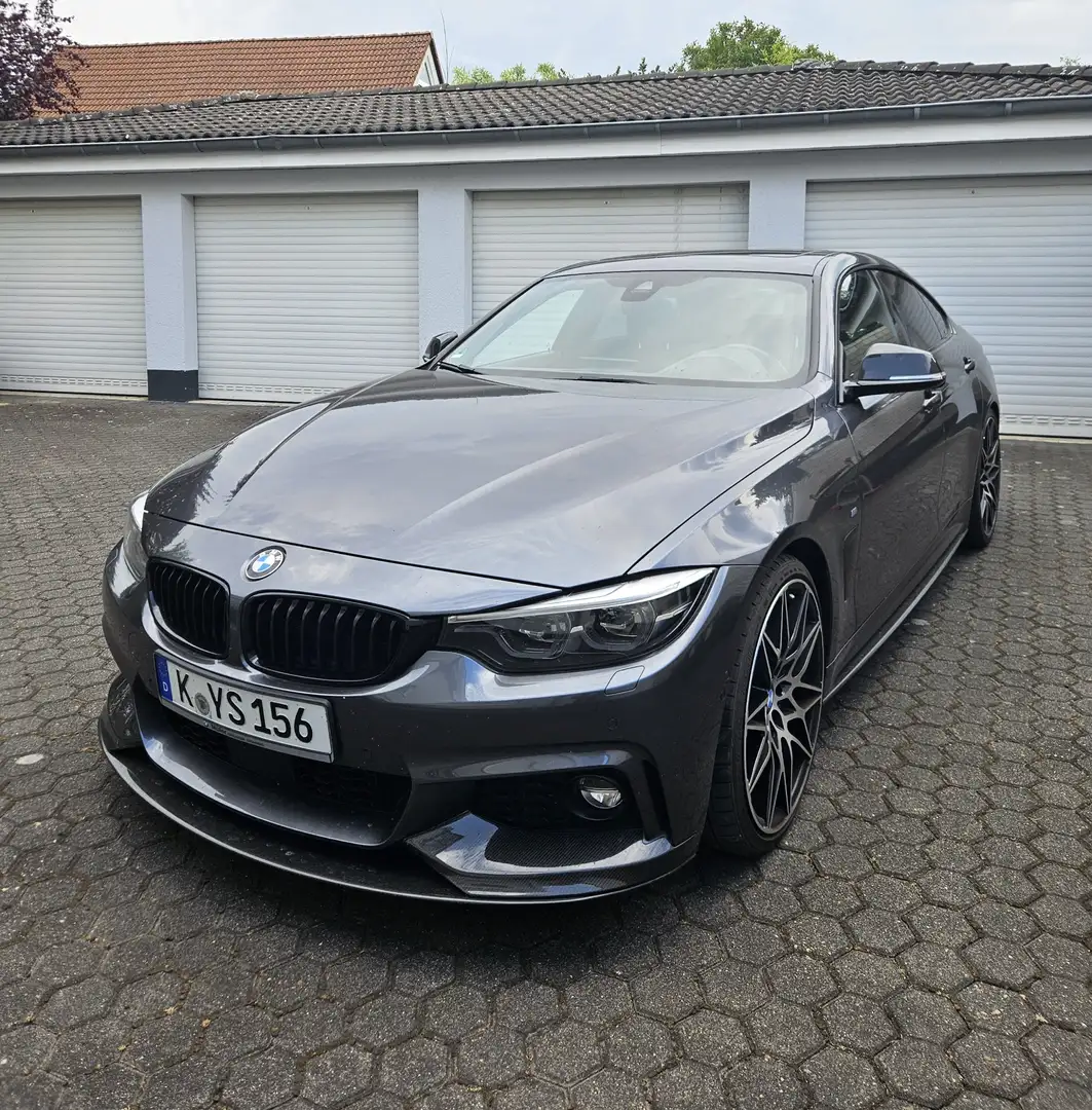 BMW 440 xDrive M-Performance, Carbon-Paket, Sportauspuff Gris - 1