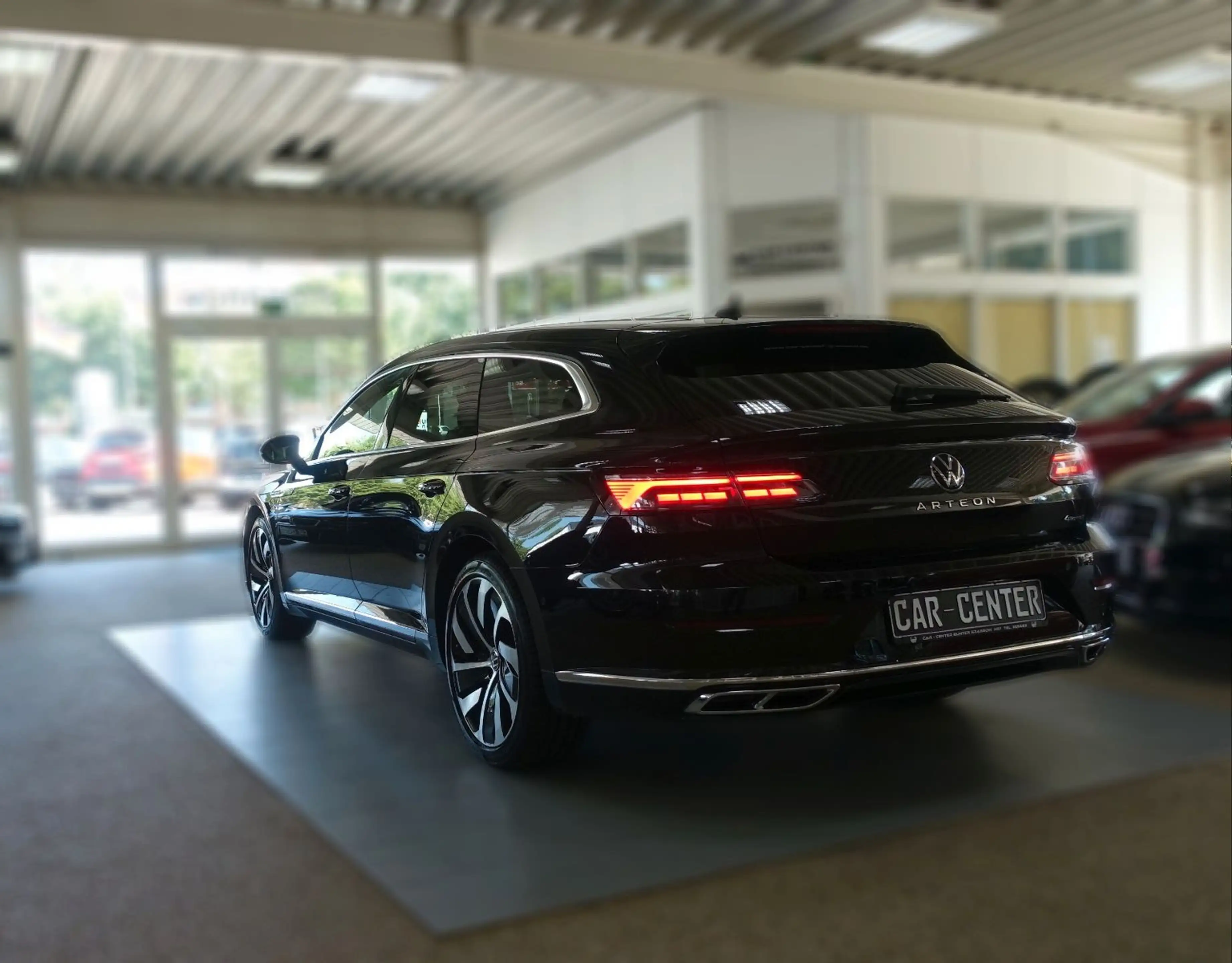 Volkswagen Arteon Shooting Brake R-Line 4Motion; Sthz AHK.. — photo 9