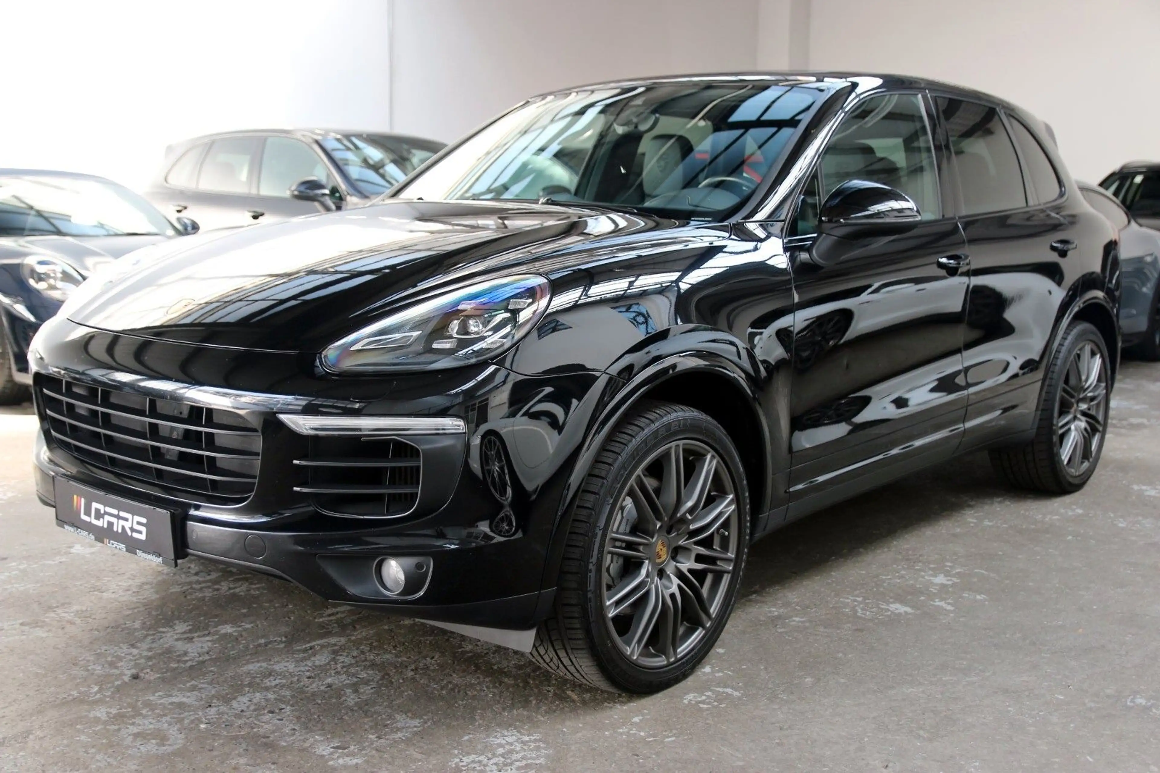 Porsche Cayenne S Diesel PlatinumEd LED Panorama 21" AHK — photo 2