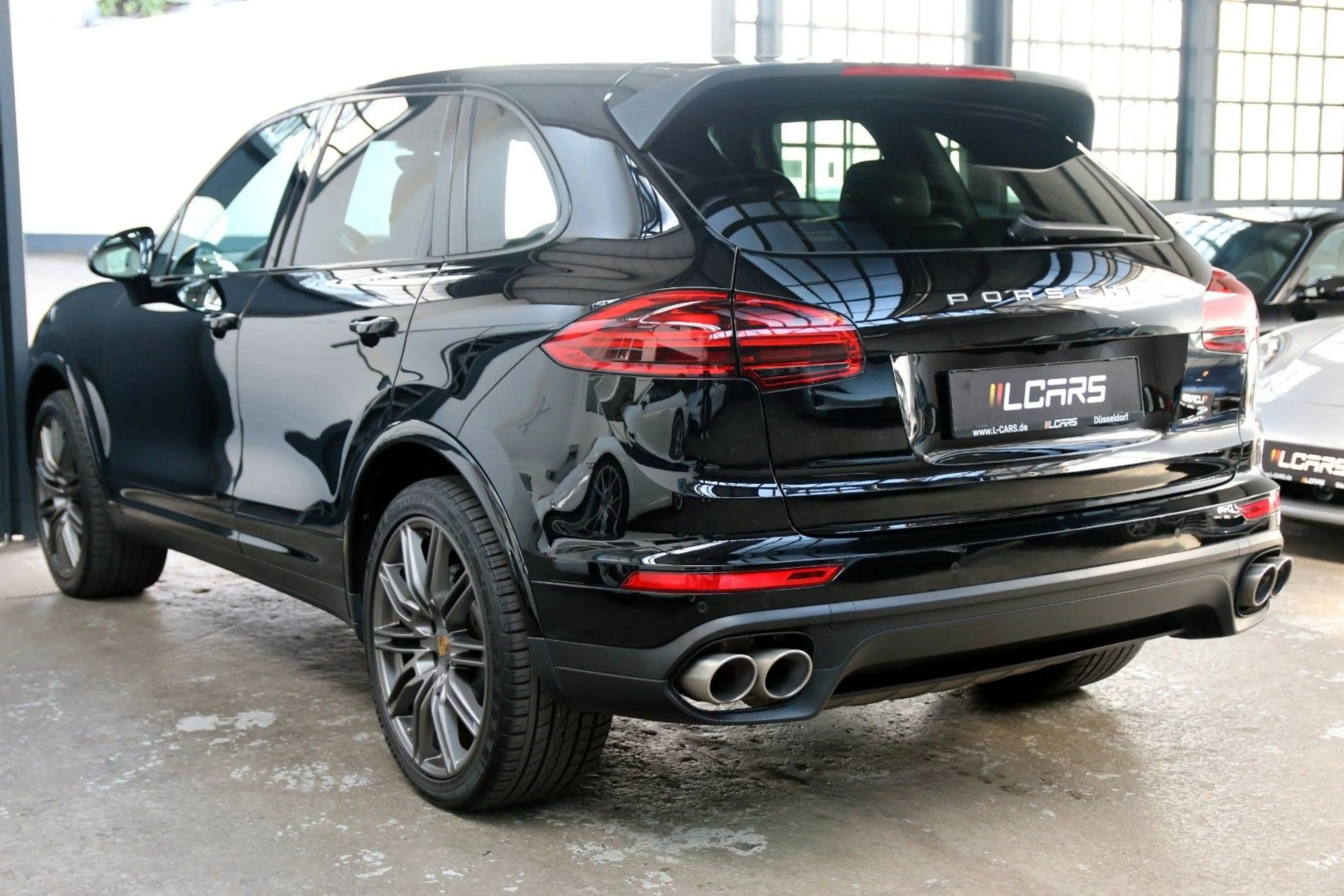 Porsche Cayenne S Diesel PlatinumEd LED Panorama 21" AHK — photo 7