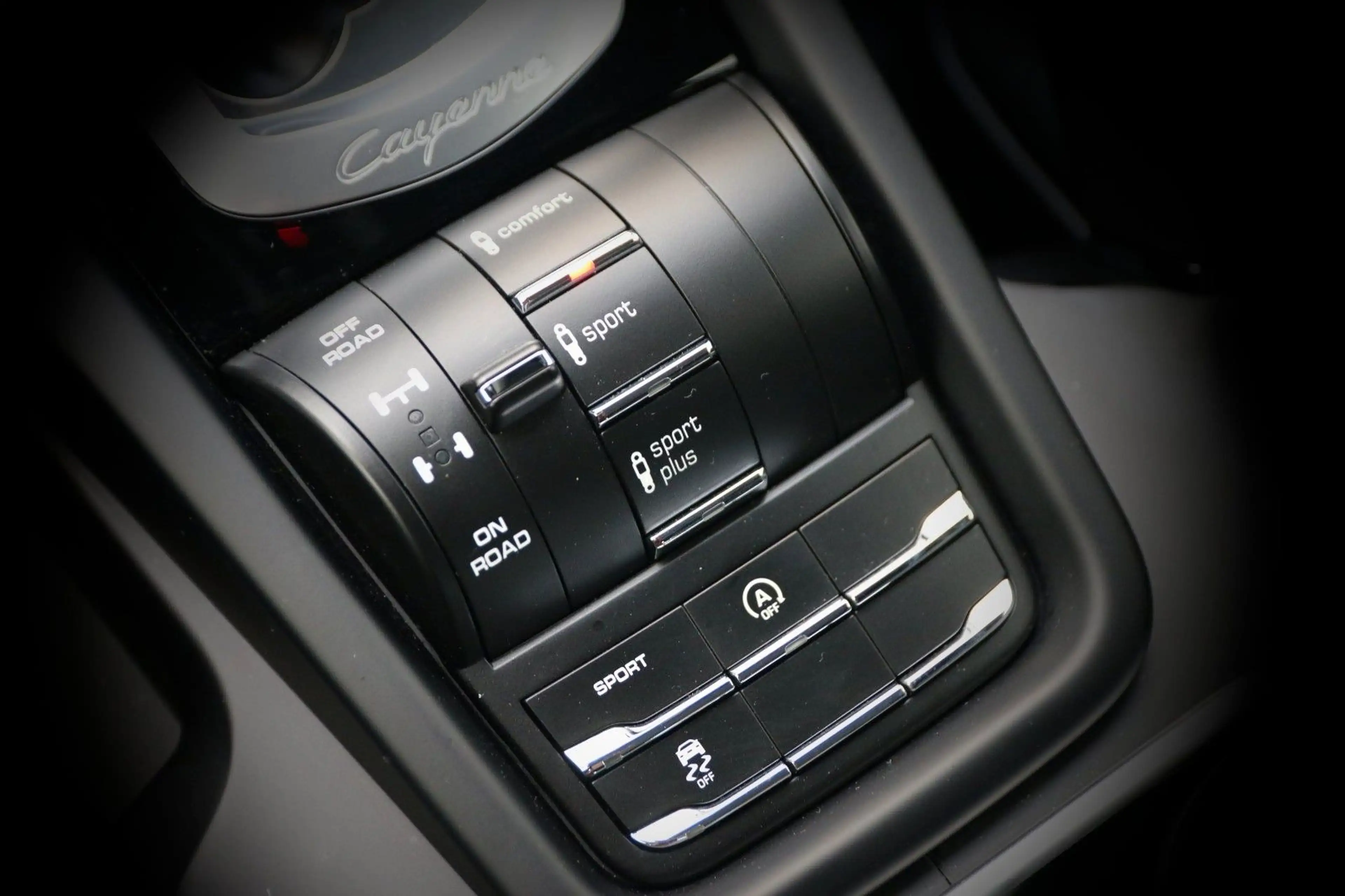 Porsche Cayenne S Diesel PlatinumEd LED Panorama 21" AHK — photo 15