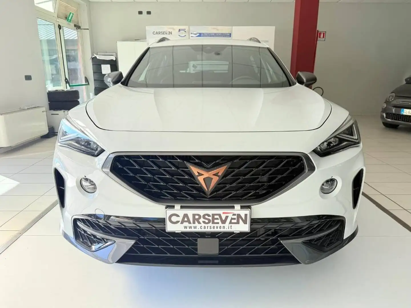CUPRA Formentor 1.5 tsi 150cv Weiß - 2