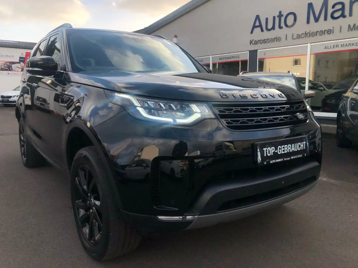 Land Rover Discovery 5 3.0 TD6 HSE*Luft*Pano*LED*7.Sitzer* Schwarz - 1