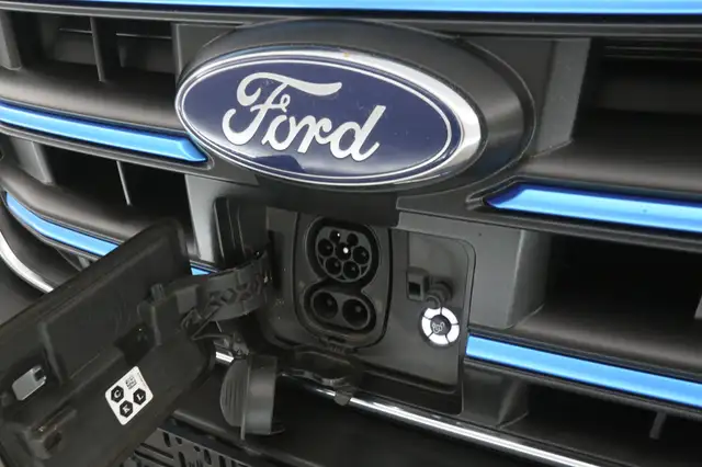 Ford Transit view 10