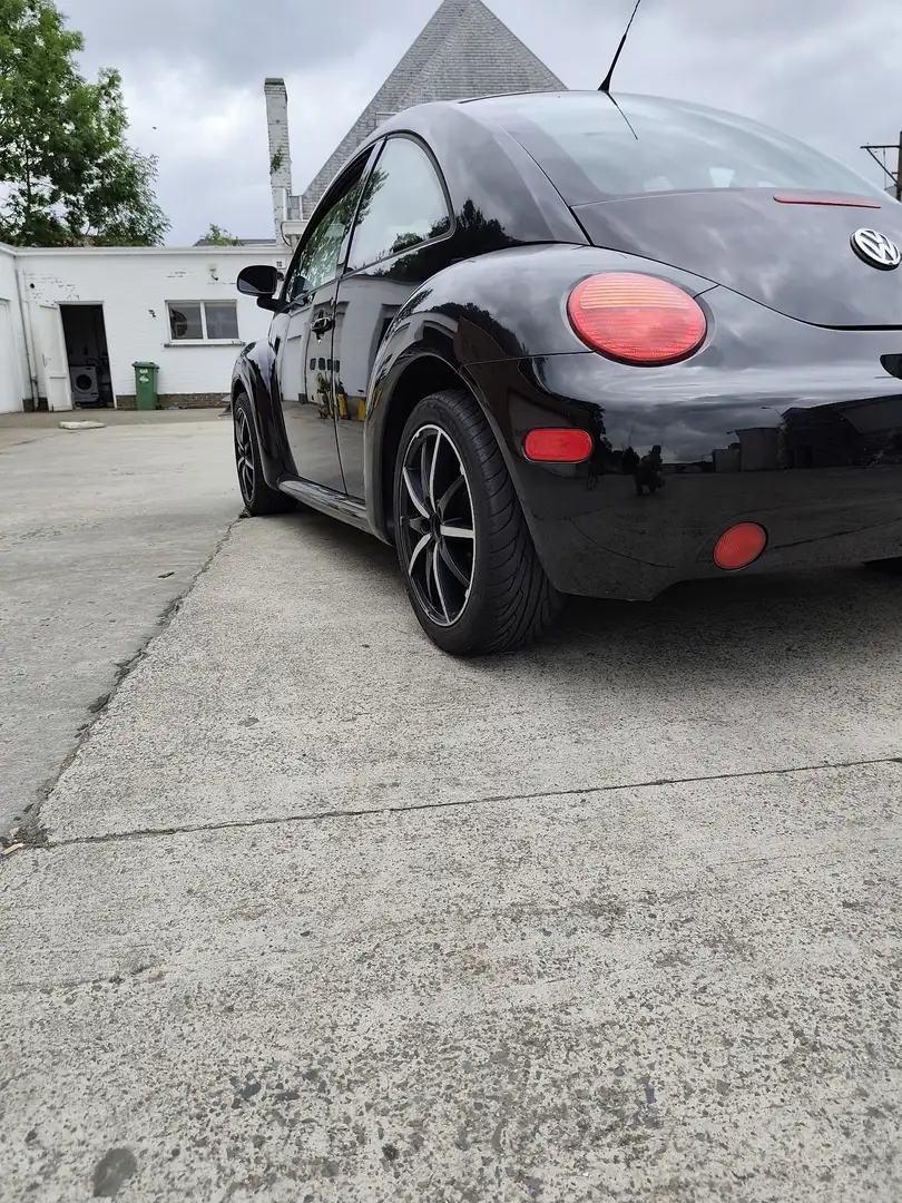 Volkswagen New Beetle 2.0 - 1
