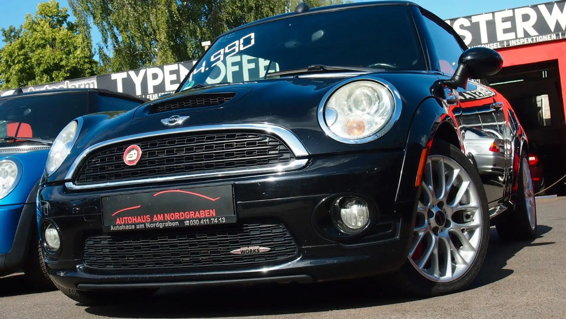 MINI John Cooper Works Cabrio JOHN COOPER WORKS CABRIO JCW NAVI PARKHILFE Schwarz - 1