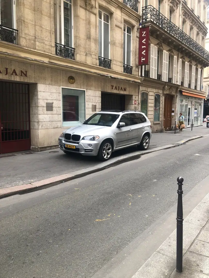 BMW X5 4.8i 2008 youngtimer 7 persoons 161000 km - 1
