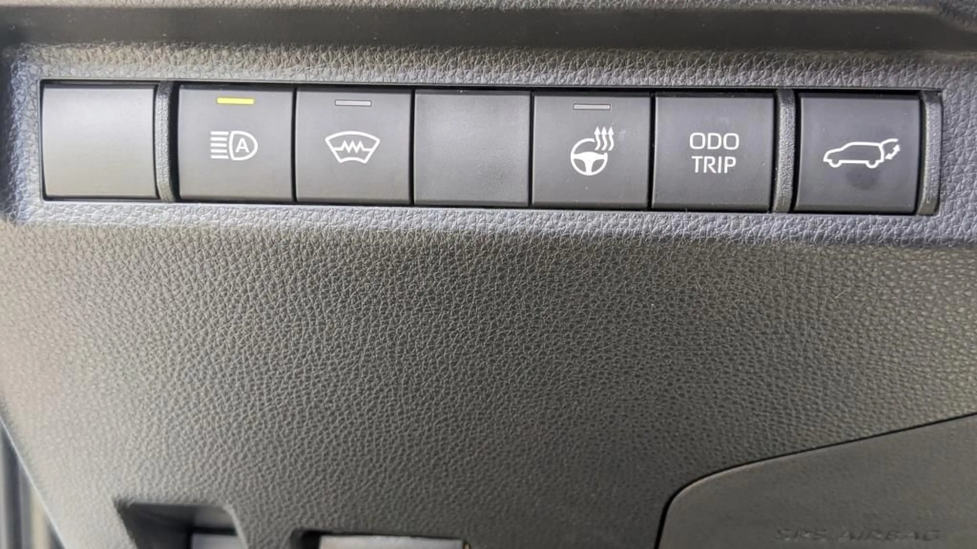 Suzuki Across ACROSS PLUG-IN HYBRID ALLRAD COMFORT+ — photo 12